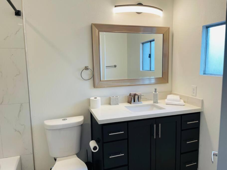 Your Downtown Studio With All Amenities Unit B Phoenix Exterior photo